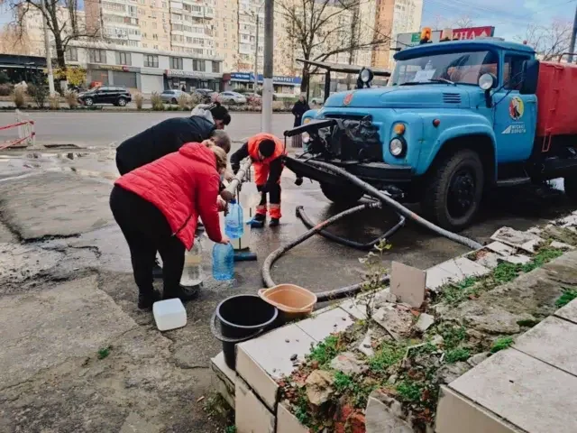 Одеса другий день в повному блекауті, без води і тепла. Як виживає місто