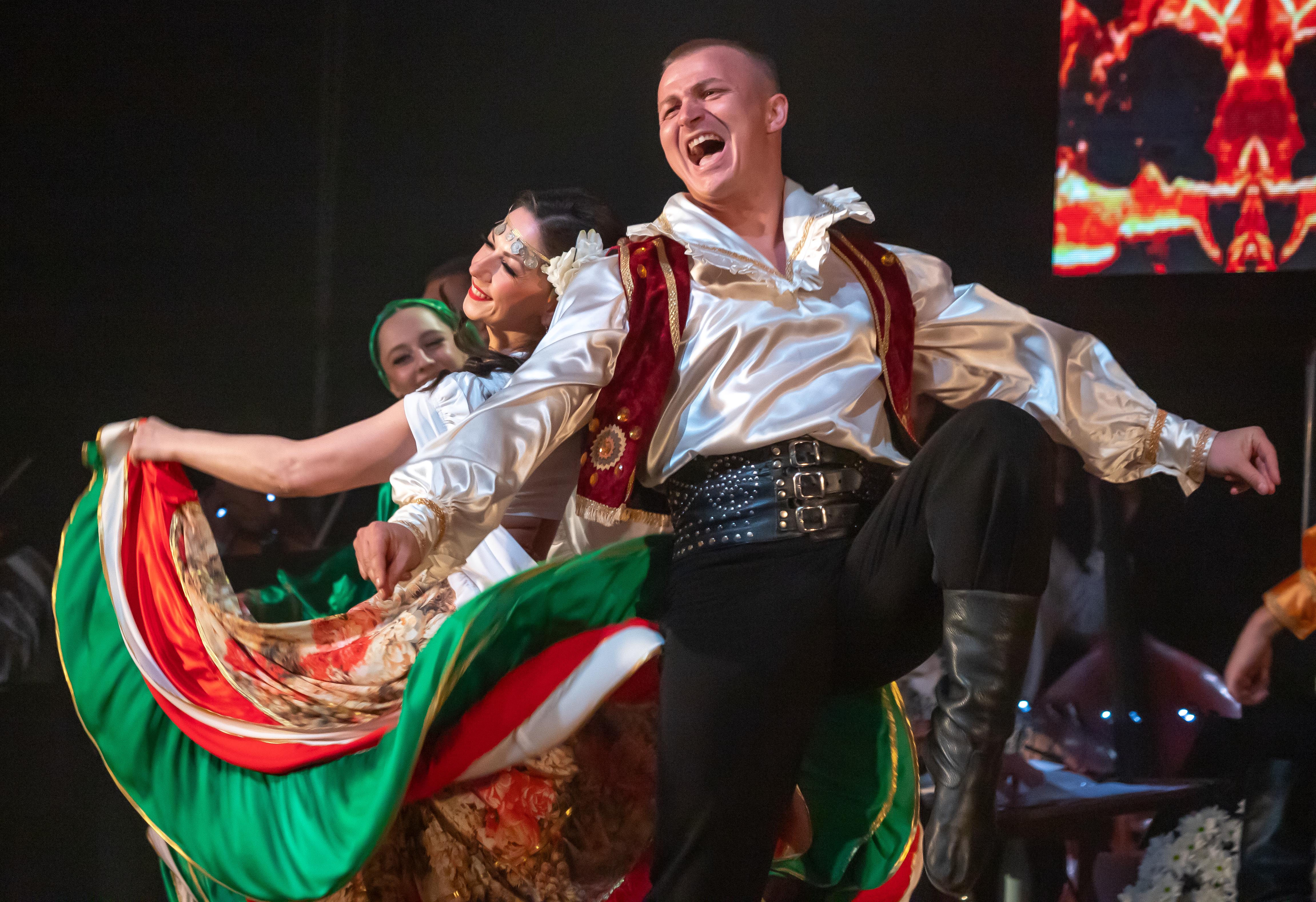 Ансамбль «Чайка» показав кращу концертну програму року!