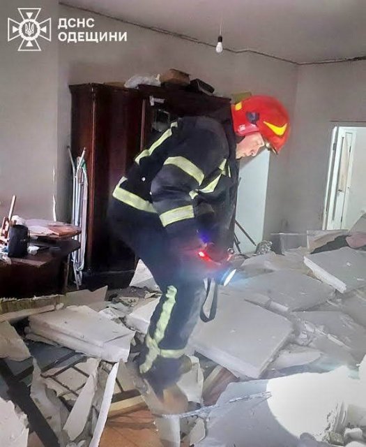 В одесской квартире взрывом туристического баллончика разрушило стену