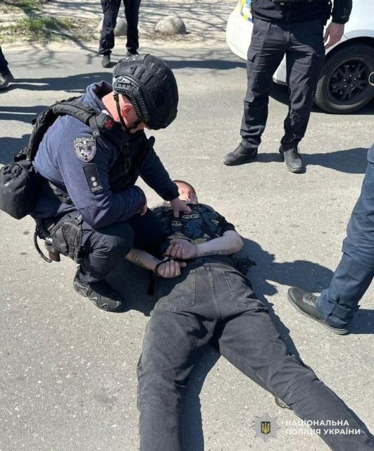 В Одесі на Архітекторській пролунали постріли та вибух — чоловіка затримали