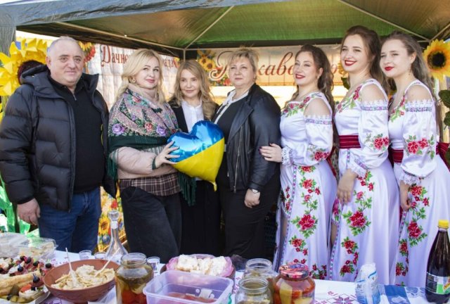 Благодійна ярмарка на Одещині об’єднала громади та зібрала кошти для Збройних Сил