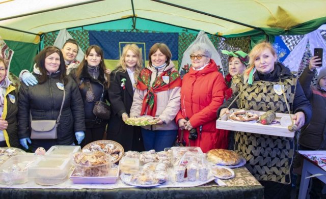 Благодійна ярмарка на Одещині об’єднала громади та зібрала кошти для Збройних Сил