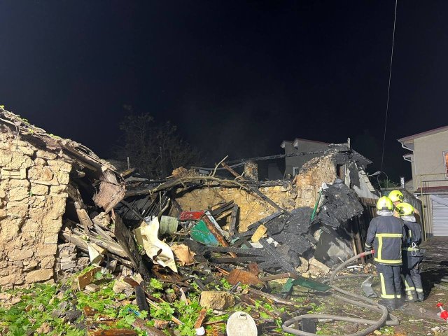 Вночі Одеса знову була під атакою окупантів. Зруйновано будинок (фото)