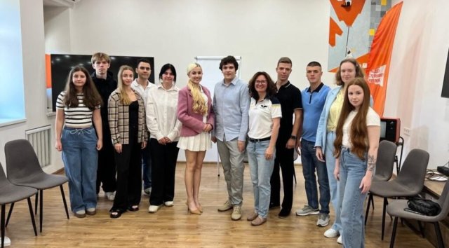 «Батьківщина Молода» Одещини провела тренінг із розвитку лідерства та ораторської майстерності для молоді