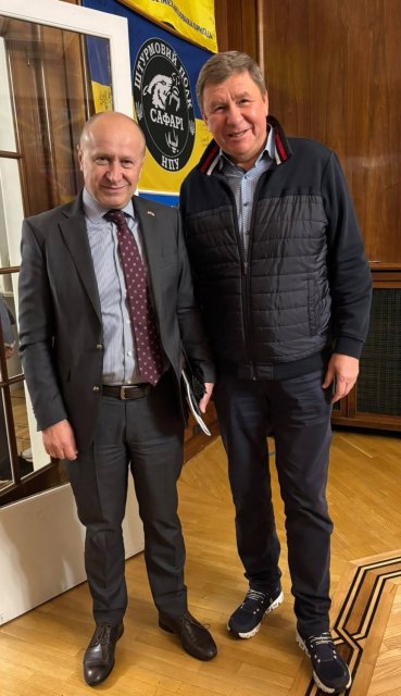 Михайло Поживанов: «Вдячний усім, хто своєю працею підтримує Україну та допомагає світові краще її пізнати»