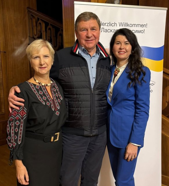 Михайло Поживанов: «Вдячний усім, хто своєю працею підтримує Україну та допомагає світові краще її пізнати»