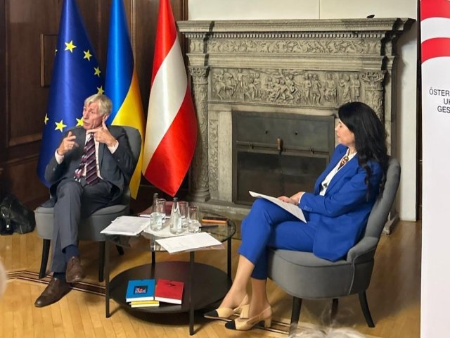 Михайло Поживанов: «Вдячний усім, хто своєю працею підтримує Україну та допомагає світові краще її пізнати»